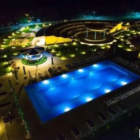 شقة فندقية Blaxy Resort Condo Douăzeci şi Trei August